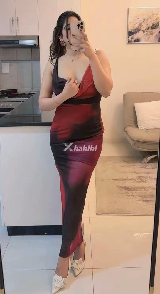 shanzey-best-companion-pakistani-escort-in-dubai-3