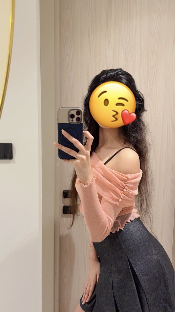 call-rishika-indian-girls-dubai-2