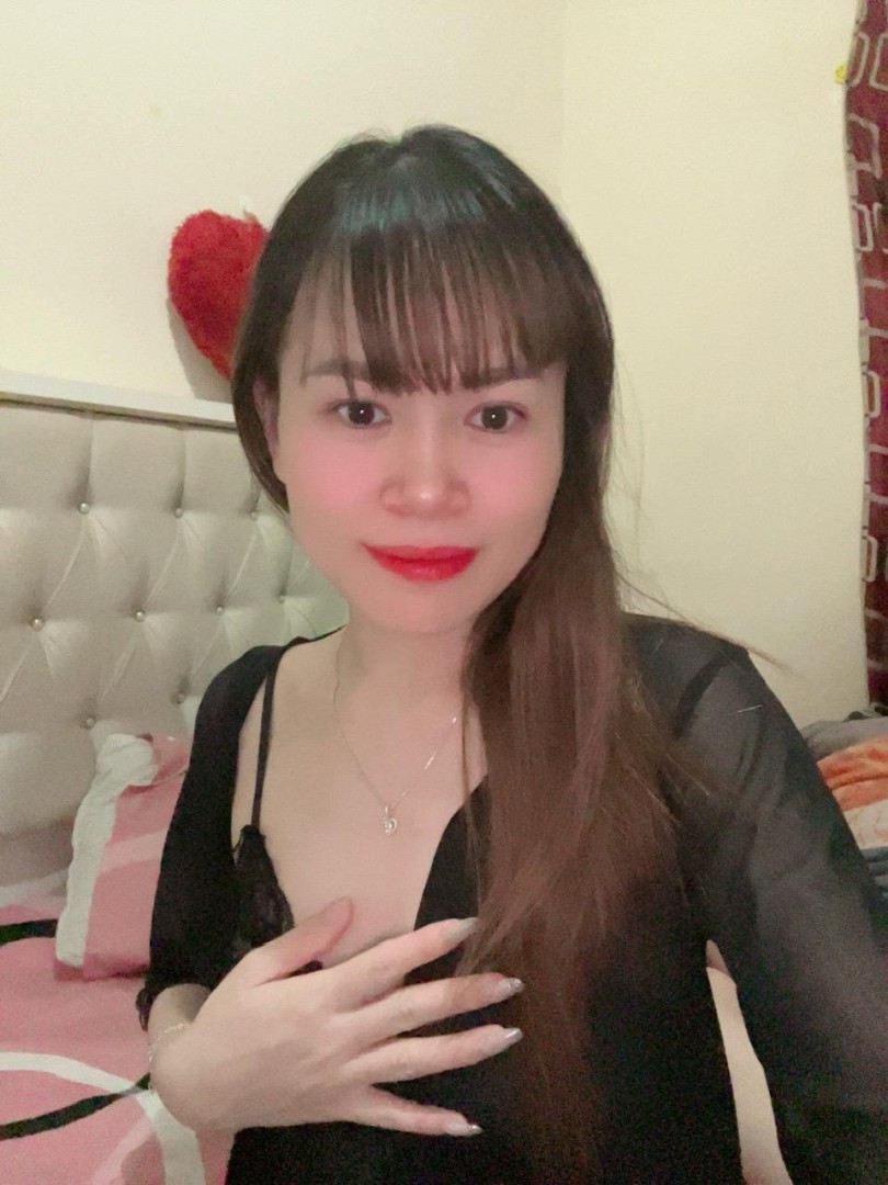 linh-linh-ajman-alone-2