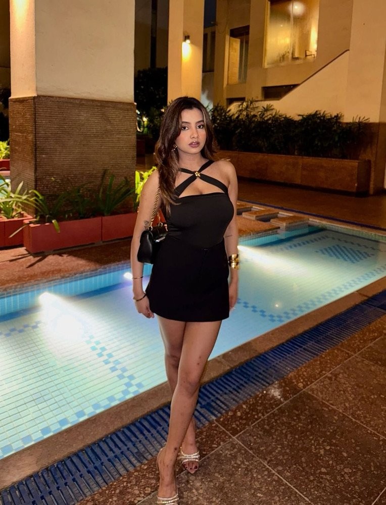 call-animika-student-dubai-girls-3
