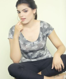 mukta-indian-girl
