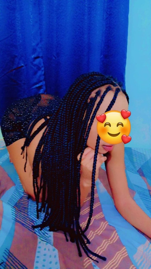 juicy-tyla-african-queen-cum-meet-4