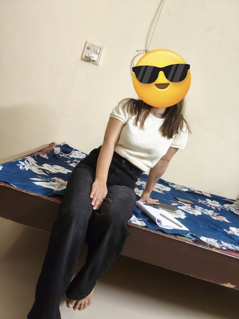 meet-pallavi-romantic-gf-experience-1