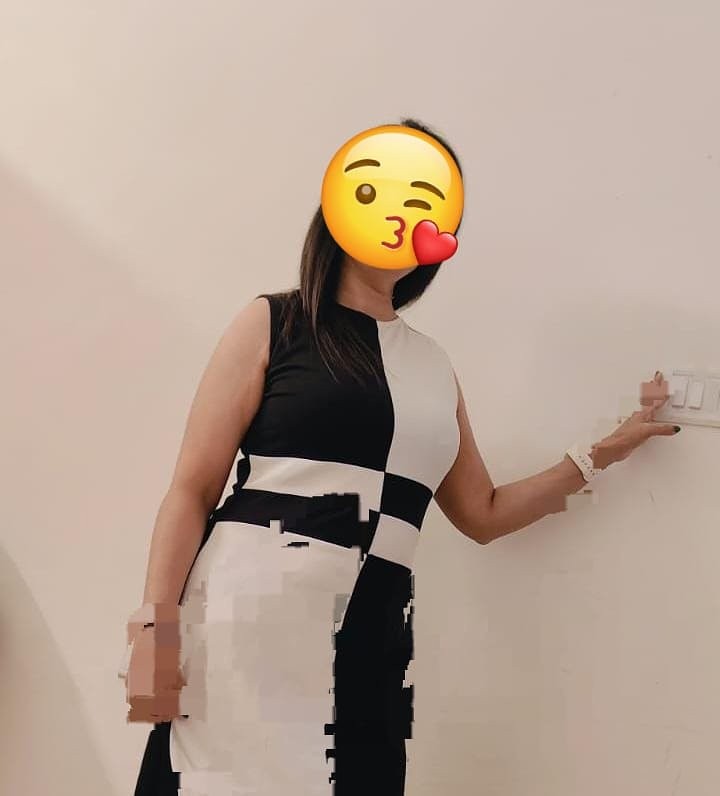 simran-lets-meet-privately-cam-4