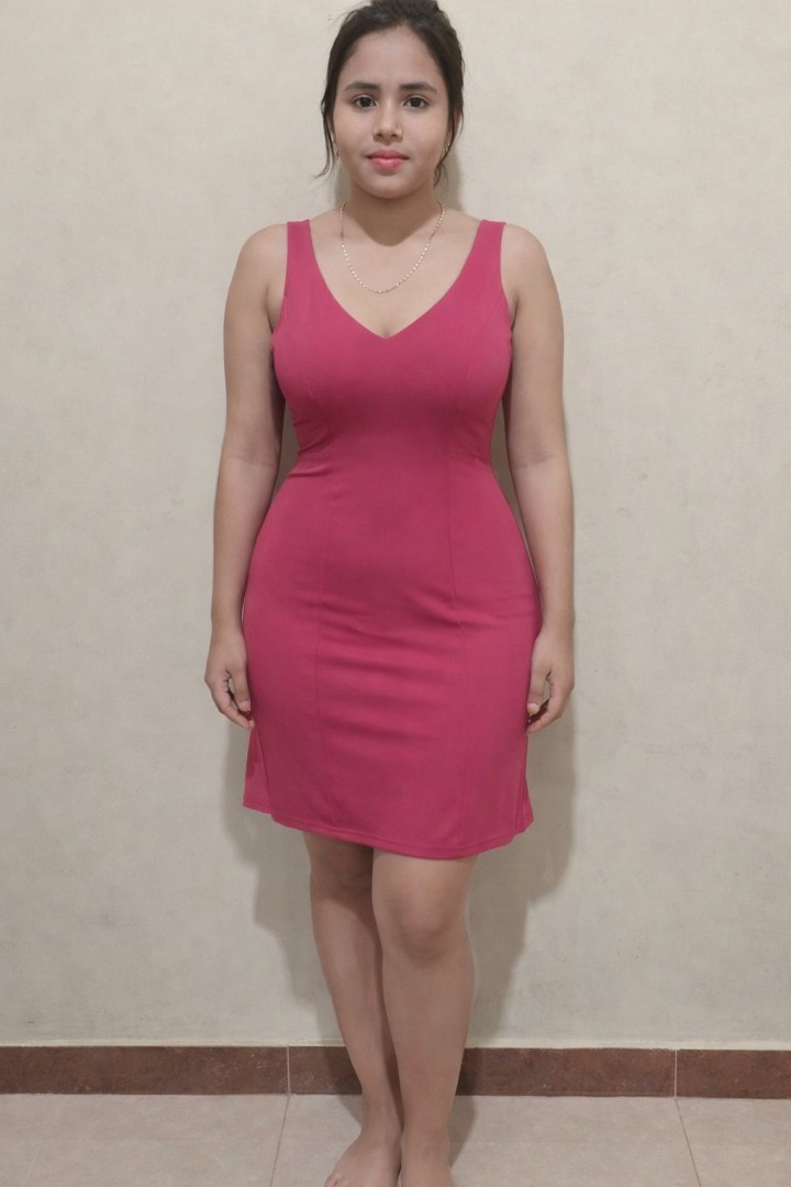 beautiful-college-student-and-house-wife-3