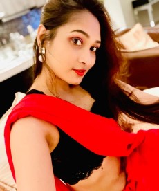 anisha-khan