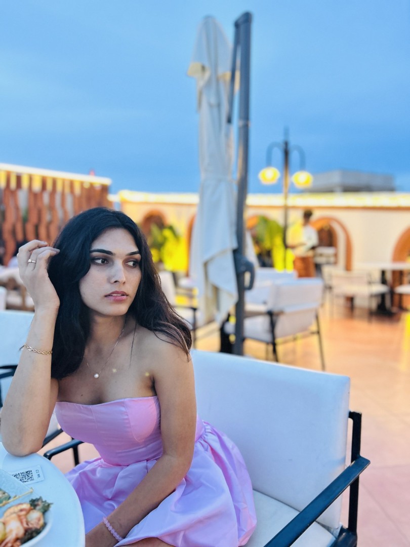 sruthi-reddy-here-independent-girl-0