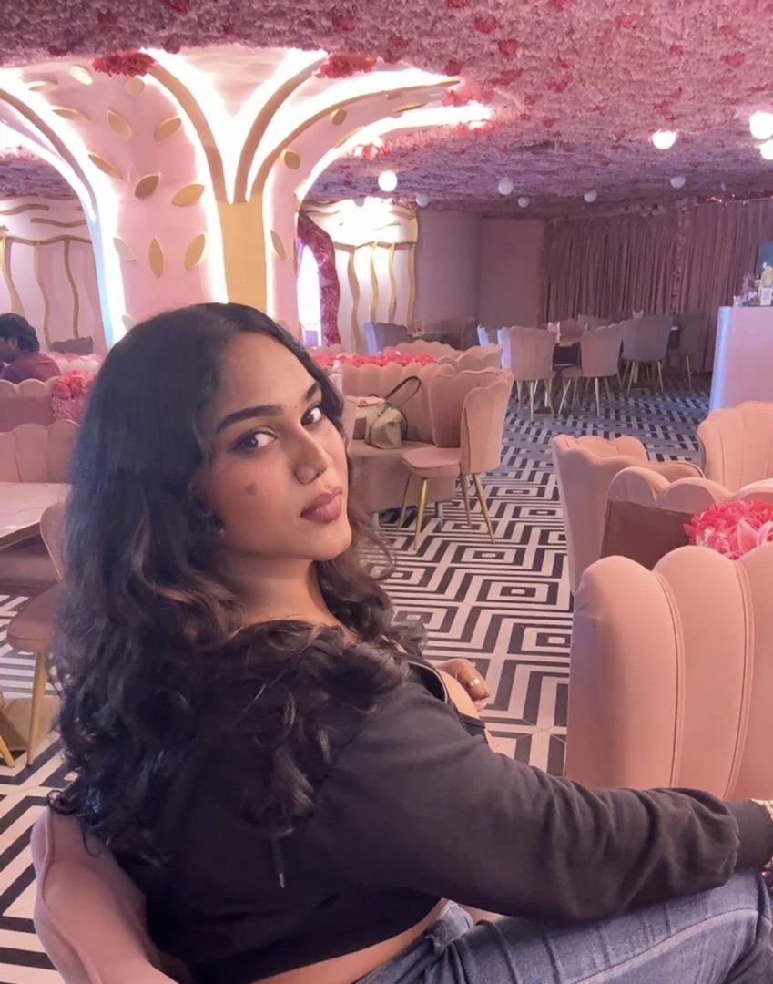 rishika-vip-escort-3