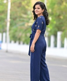 amisha-cash-in-hand-sarvice