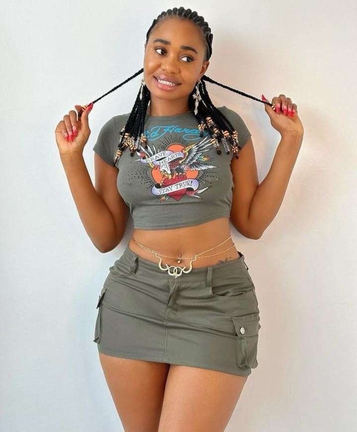 talia-bby-real-meet-camshow-2