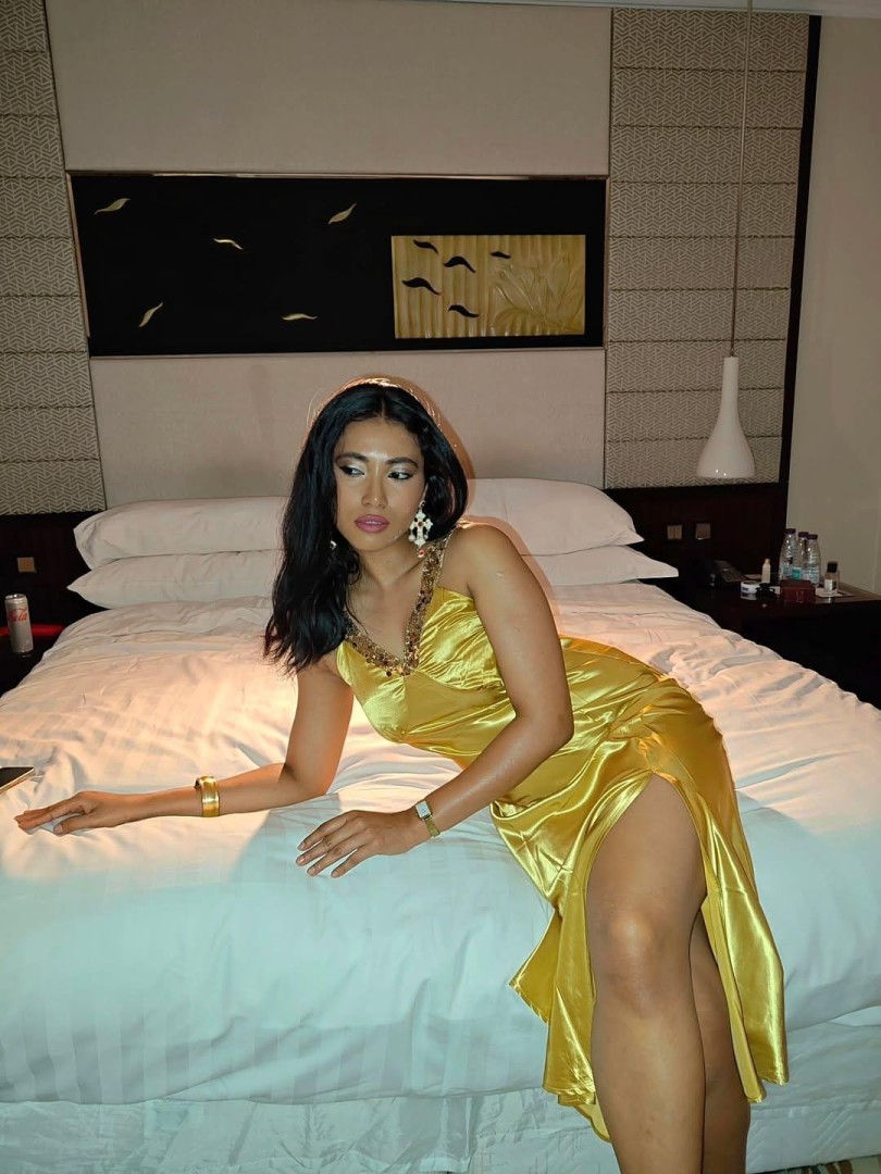 ahmedabad-escort-247-available-0