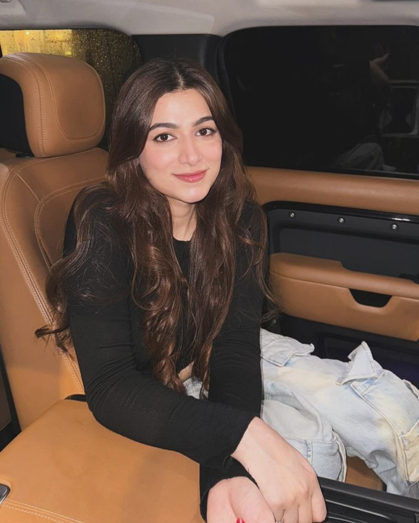 kavya-sharma-1