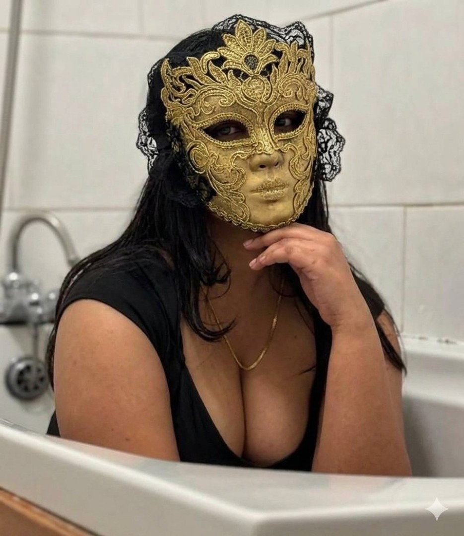 hina-sharma-0