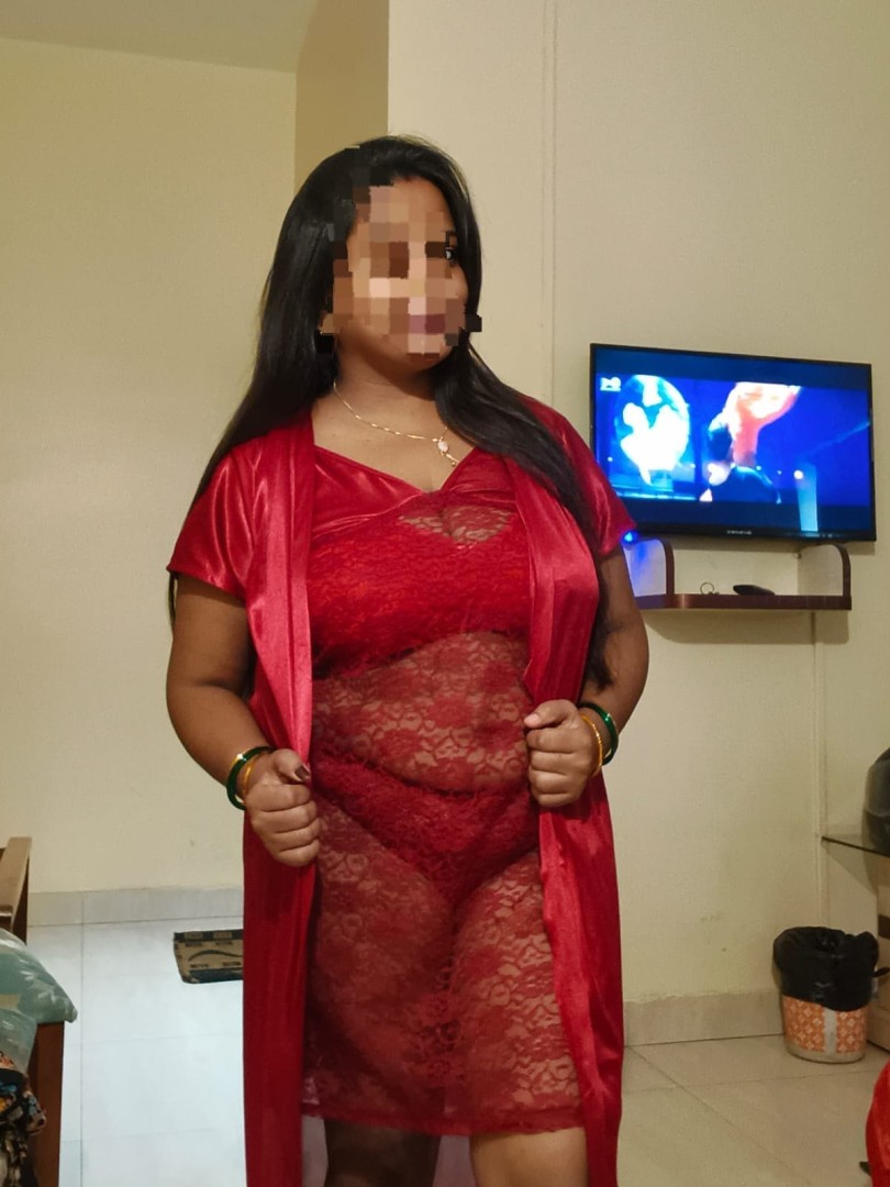 payel-roy-real-cam-service-4