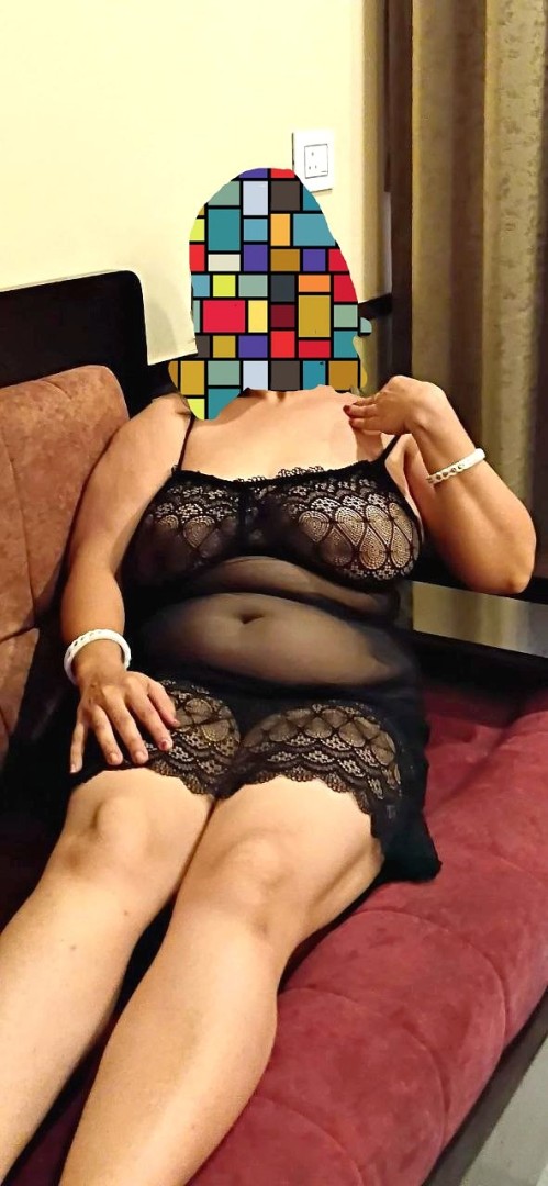 madhuri-bhabhi-2