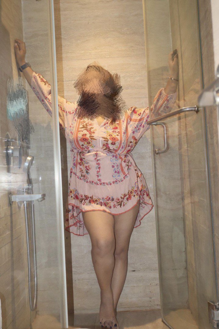 bong-beauty-trisha-0