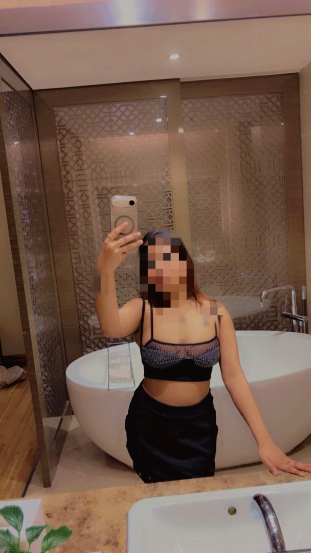 real-meet-cam-high-profile-4