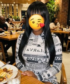 african-escort-girl-ac-room-real