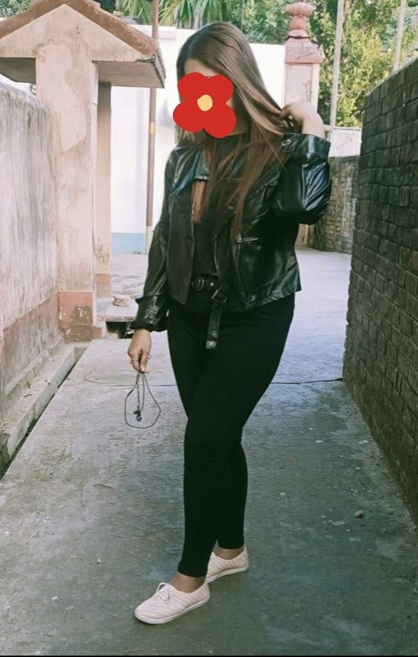 independent-model-in-gurgaon-4