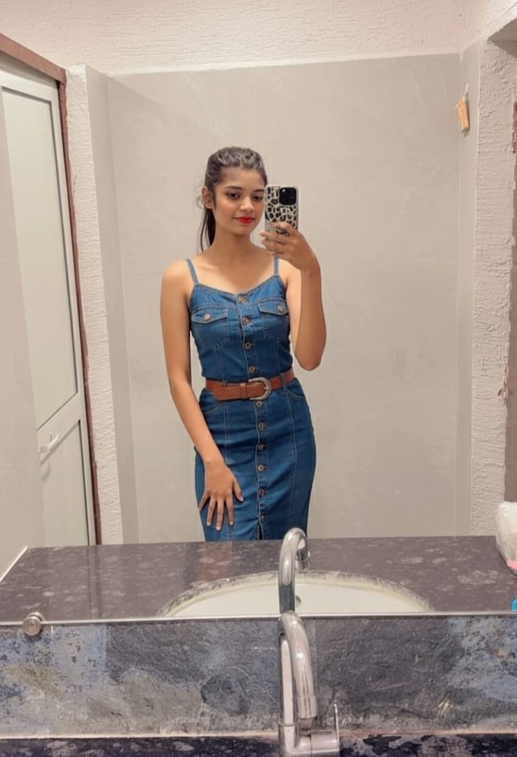 indian-russian-in-gurgaon-2
