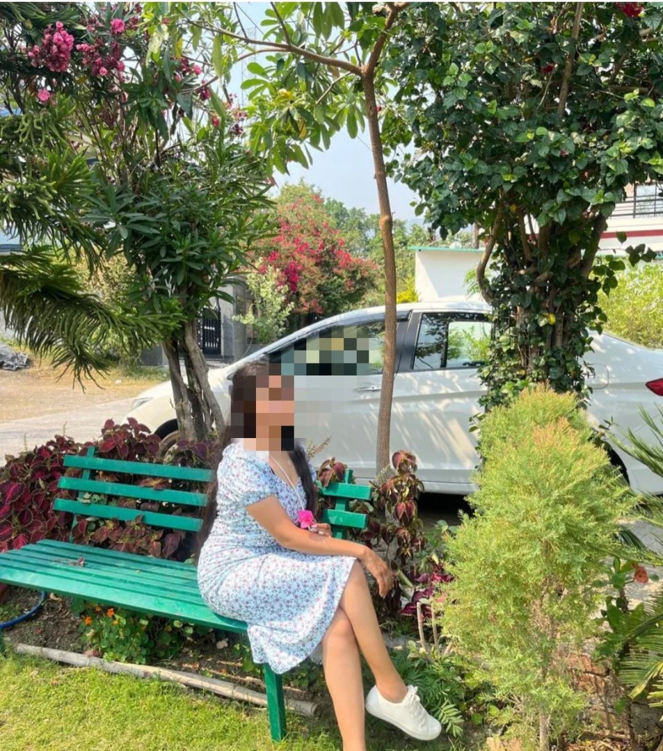 muskan-real-meet-cam-show-1