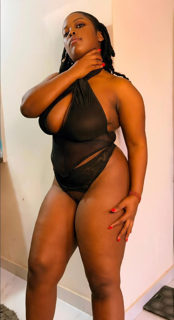 bouncy-melon-boobs-bella-big-booty-3