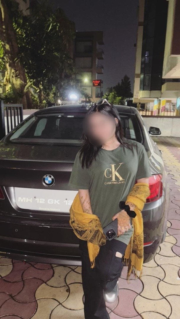 pahadigirlshruti-0