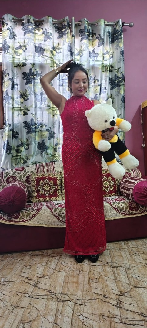 mohini-independent-girl-foreign-origin-4