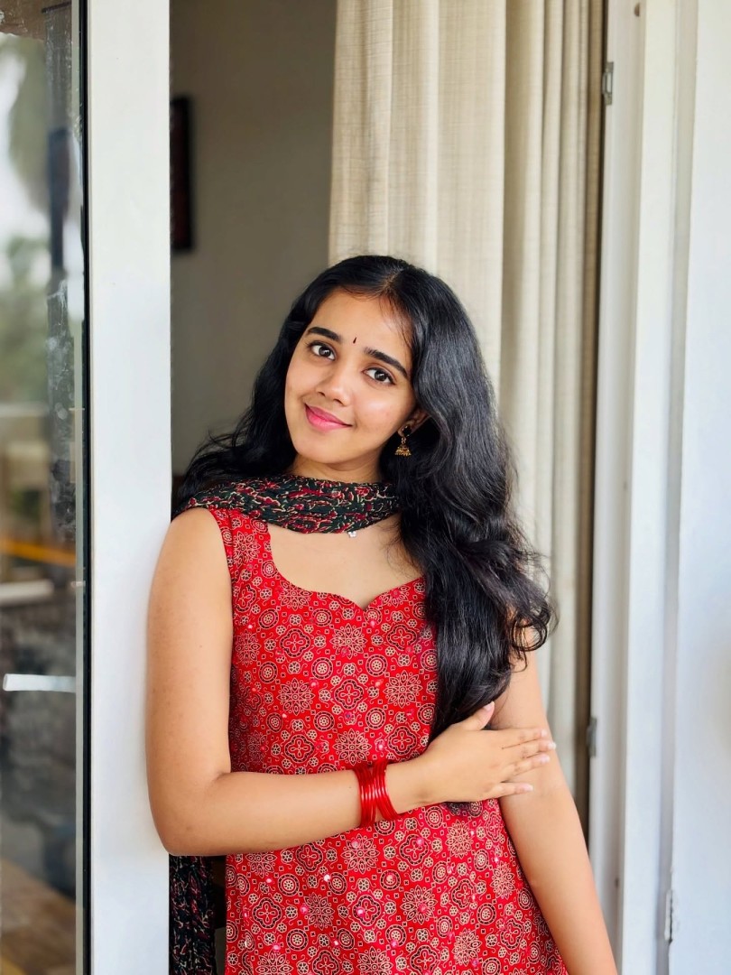 mayra-lucknow-escort-service-1