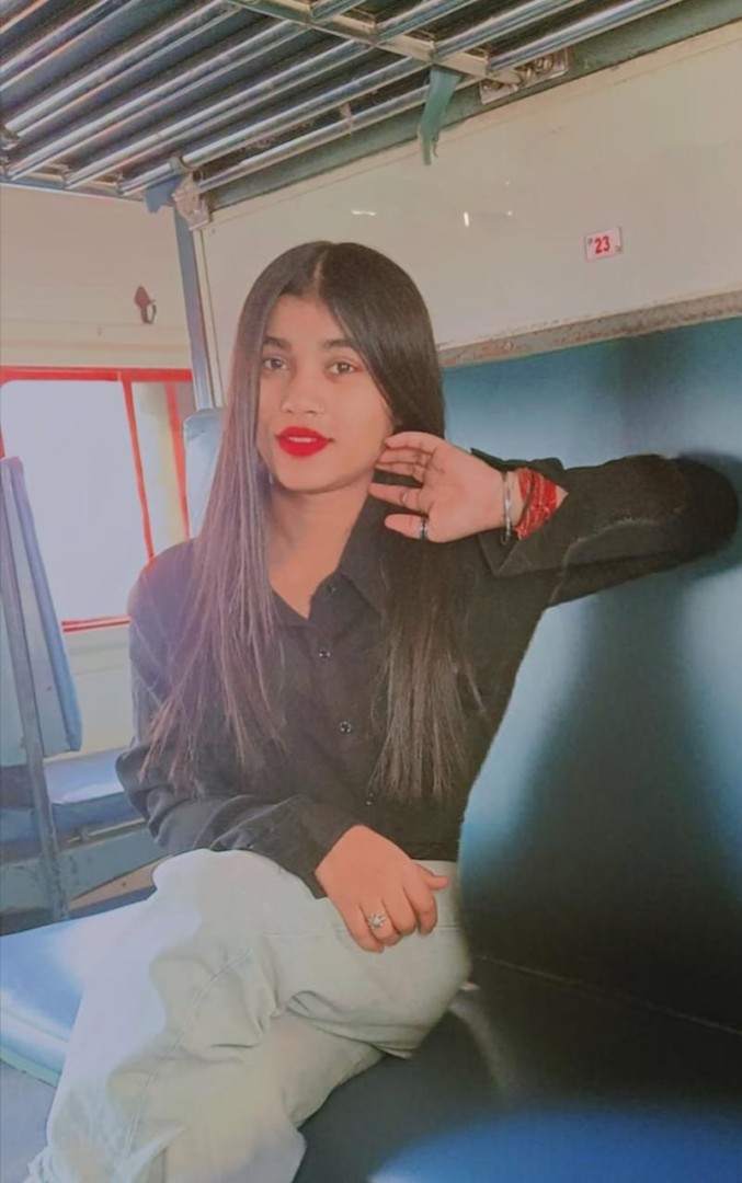 varsha-escorts-cash-on-hand-jaipur-0