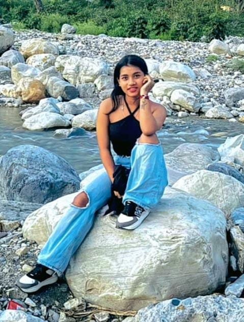 varsha-escorts-cash-on-hand-jaipur-1