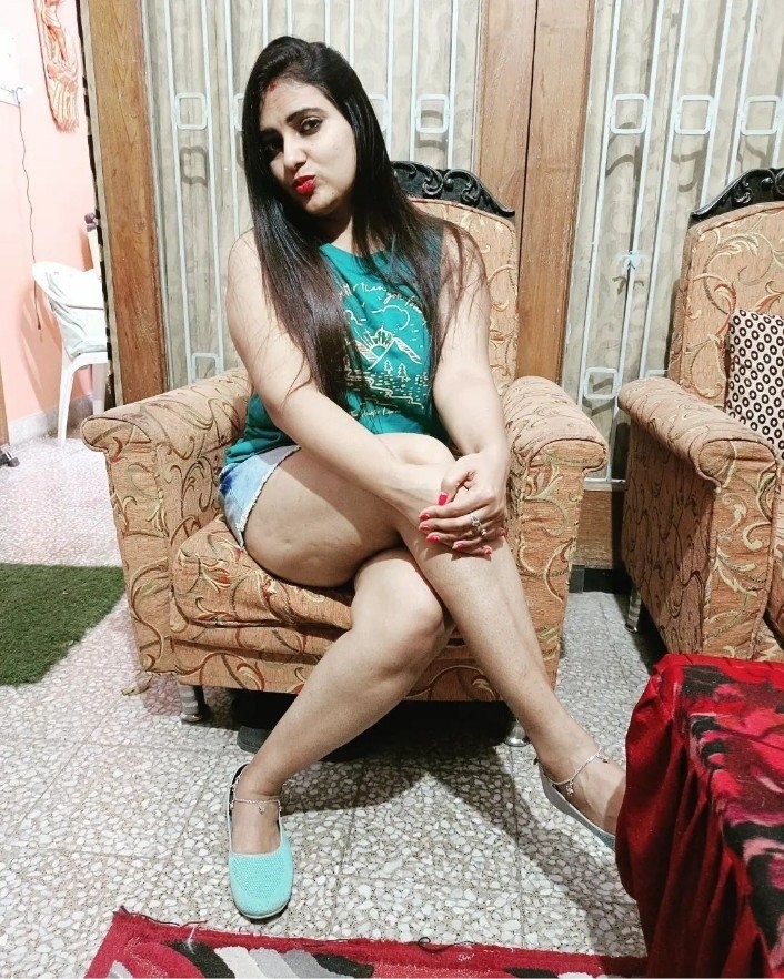 kavita-escort-service-available-24-hours-1