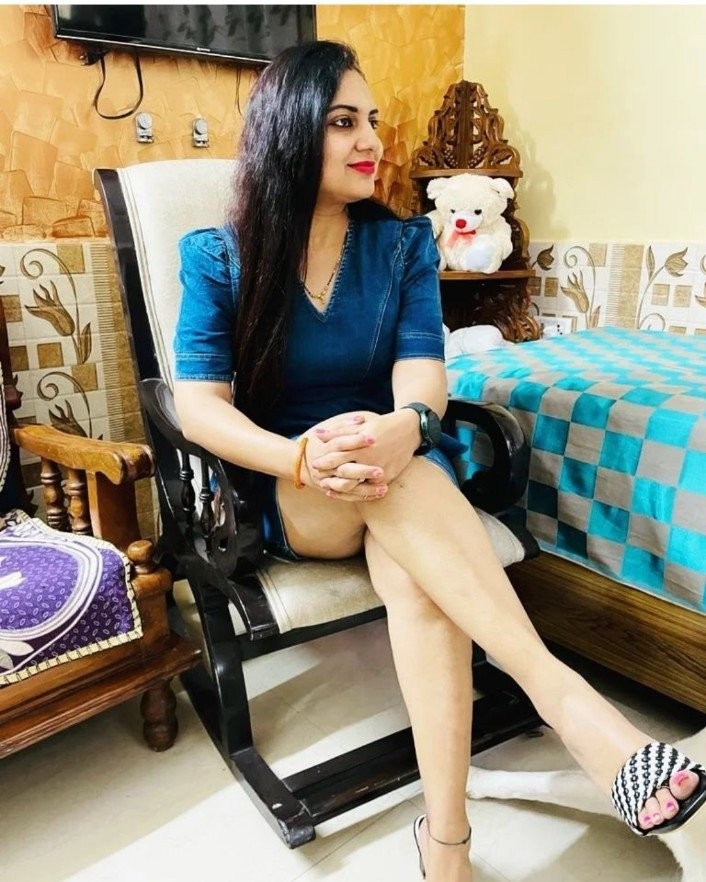 kavita-escort-service-available-24-hours-4