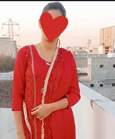 pooja-singh-outcall-only