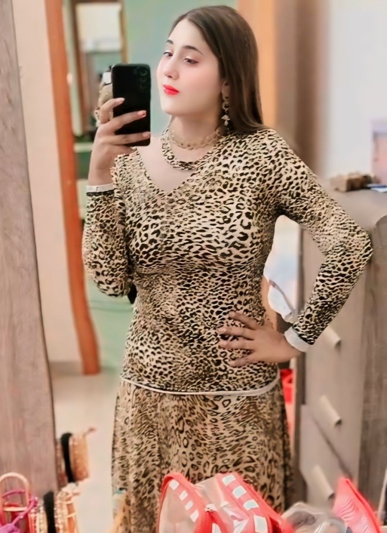 aleena-premier-independent-escort-1