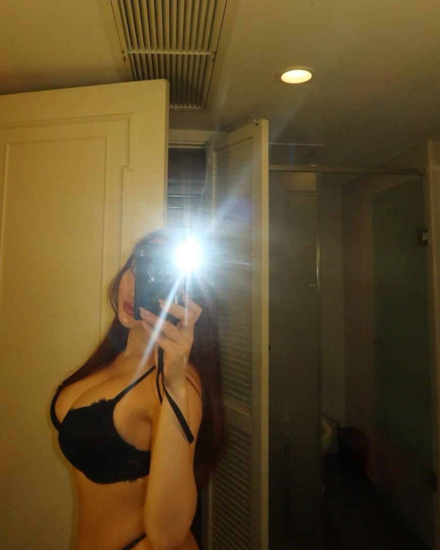 sara-outcall-incall-3