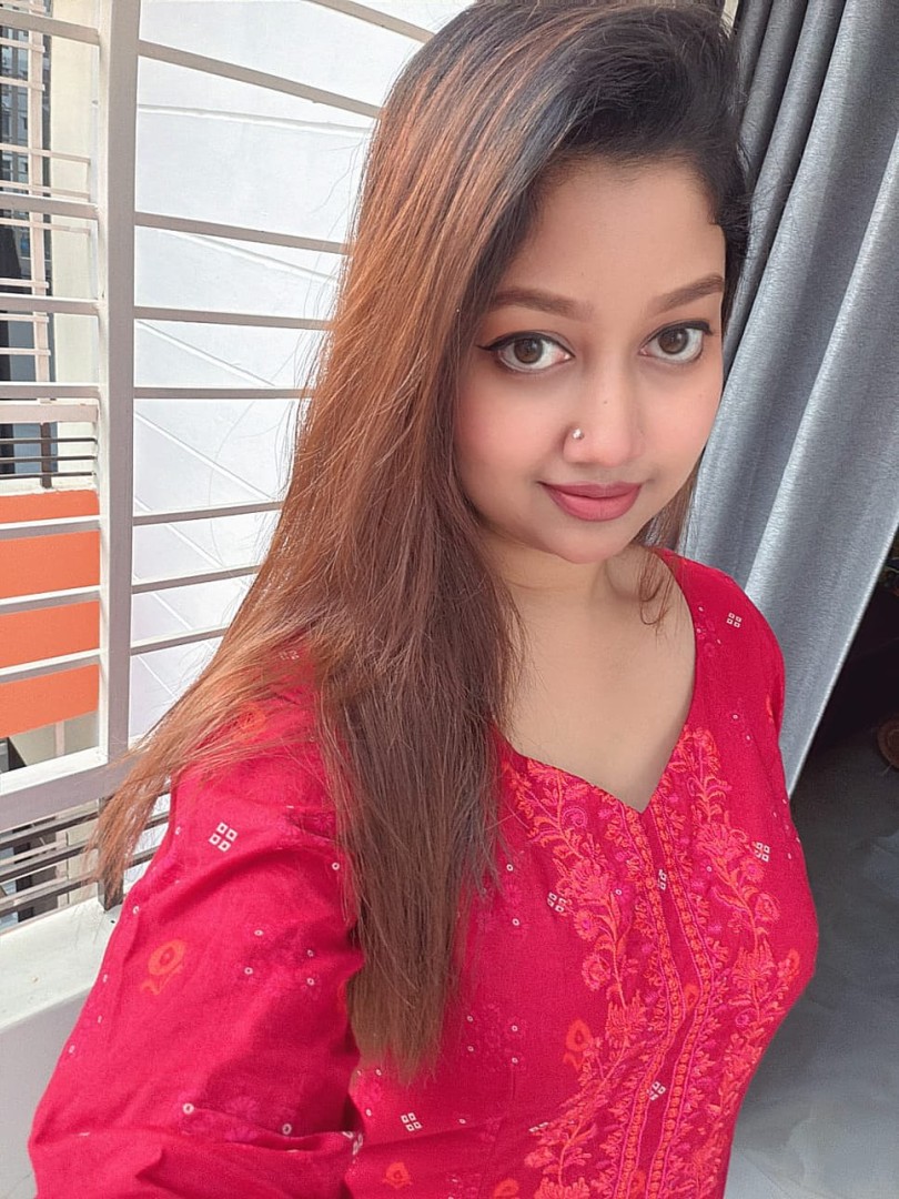 fariya-ria-at-real-and-cam-3