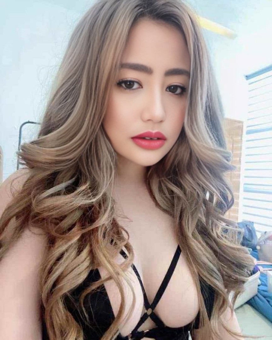sweet-naughty-lady-limited-days-only-2