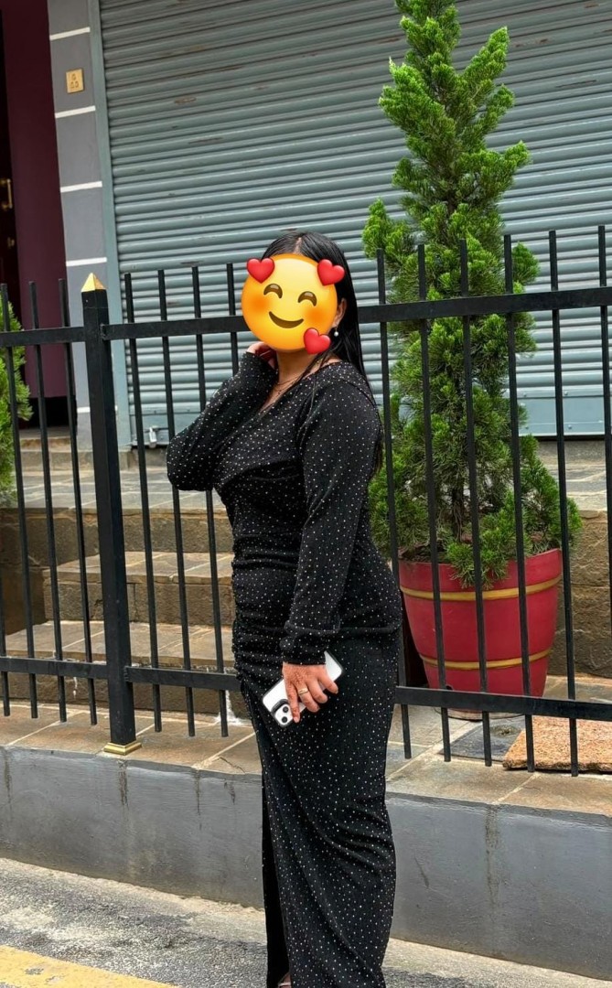 riya-gurung-4