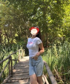 shreya-cam-chat-meet-available