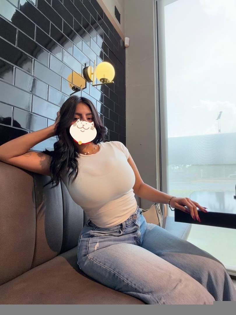 sweeta-dream-hot-girls-escort-1