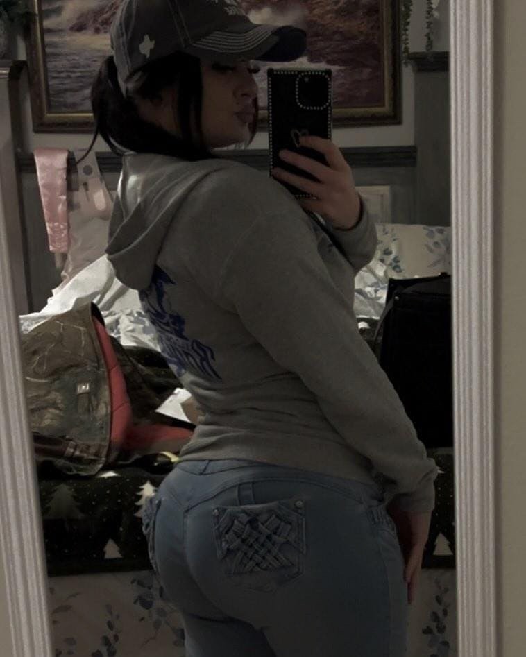 web-cam-meet-suditi-escort-0