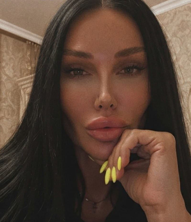 daniella-0