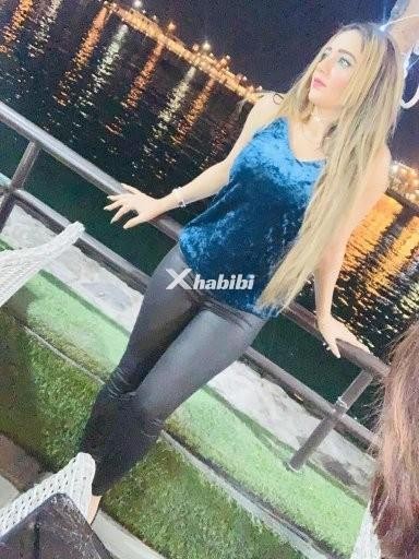 the-best-escorts-service-coaprative-models-available-3