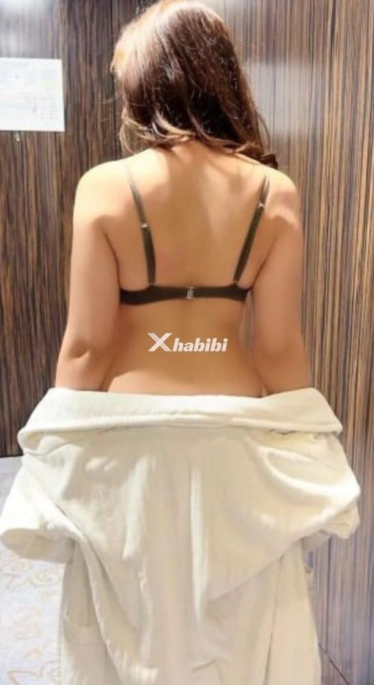 chubby-girl-available-for-night-hot-sexy-models-available-3