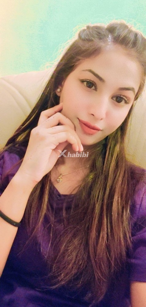 girls-available-for-day-and-night-2