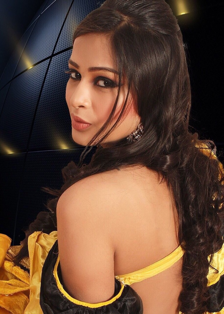 beautiful-hot-sexy-models-in-lahore-3