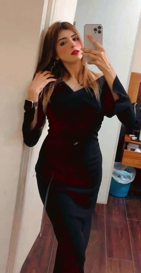 nisha-escort-karachi-3