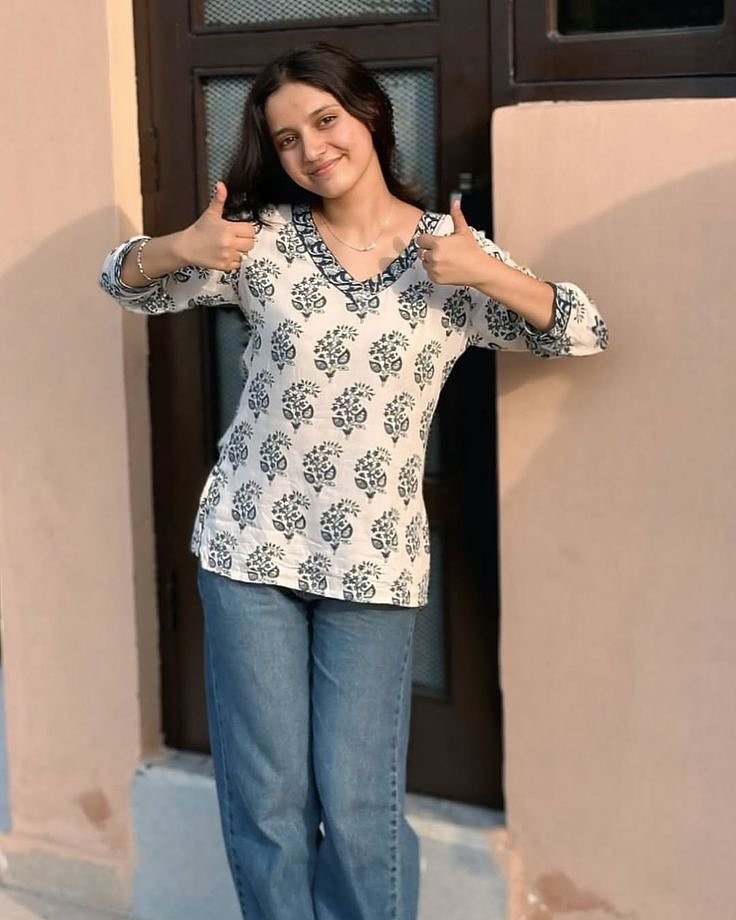 aavani-2