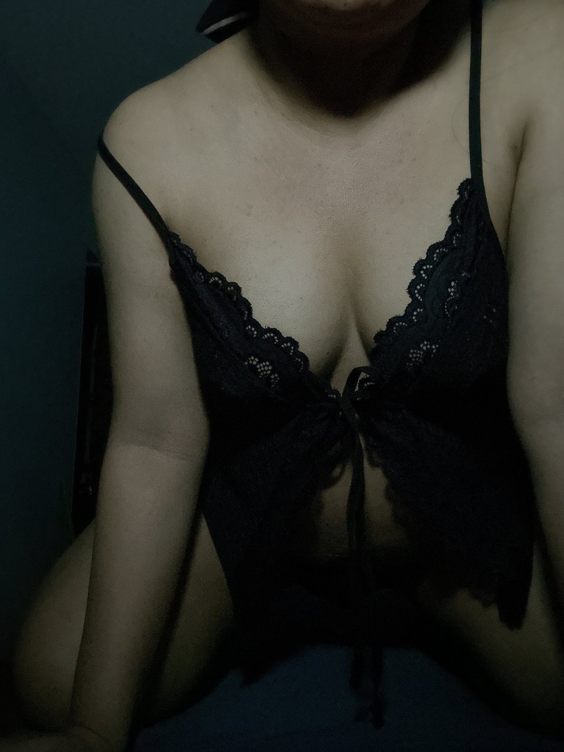 renee-available-0